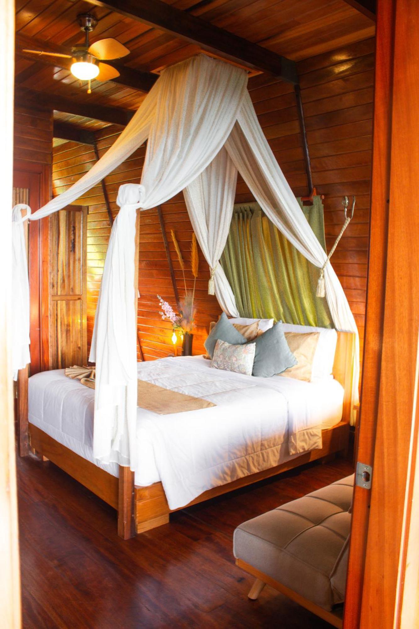 Heimatlos Amazon Lodge Puyo Bagian luar foto